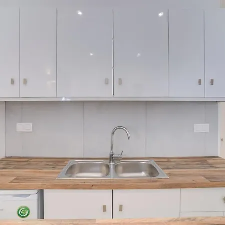 Gorgeous Mykonian In Ano Mera